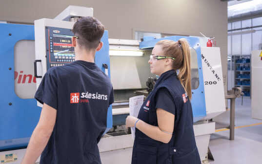 Salesians Sarrià amplía su oferta educativa en Mantenimiento Electromecánico